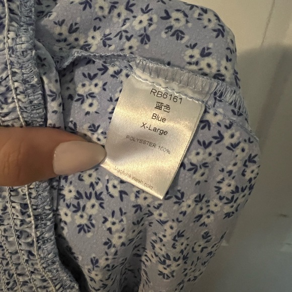 Women's Floral Printed Romper Ruffle Sleeve Square Neck Smocked Waist Jumpsuit - Picture 5 of 7